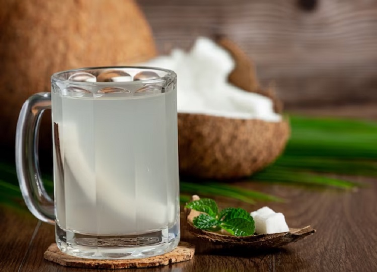 Health Tips: Coconut water is beneficial for health in many ways, know this