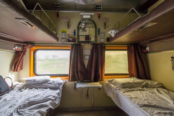 IRCTC Issued New Rules: Big news! Railway changed the rule of lower berth, Now the lower seat will be reserved for these passengers