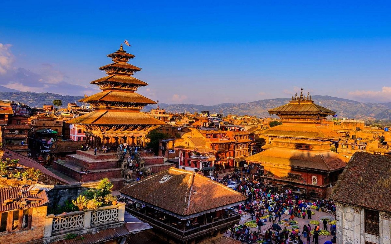 Travel Tips: You can also go on a trip to Nepal this time, it will be fun