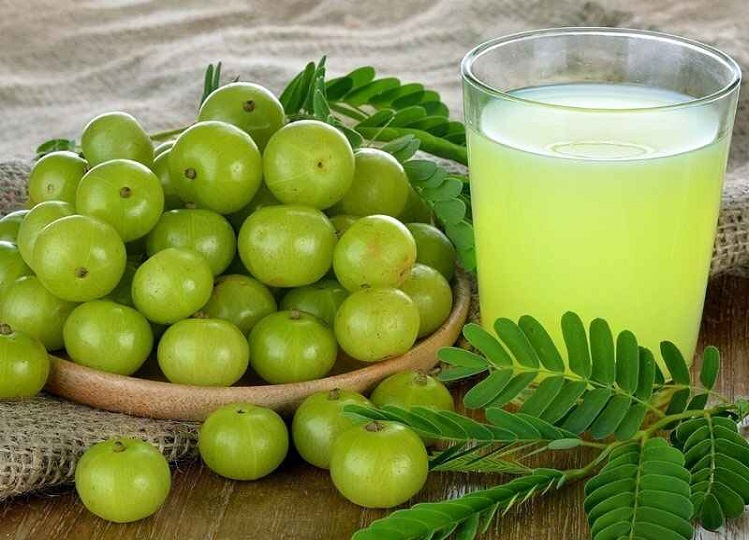 Health Tips: You will also get many benefits by consuming Amla, include it in the diet