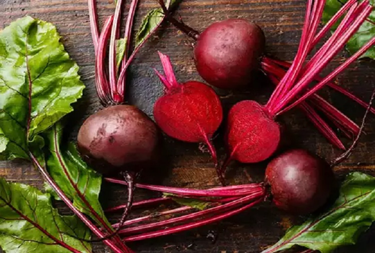 Beauty Tips: Using beetroot will make your hair strong and shiny.
