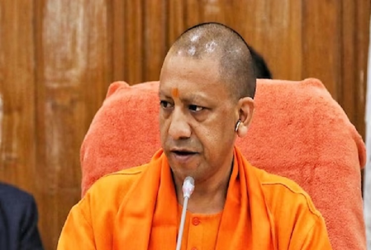 Officers should pay attention, people should not worry: Yogi Adityanath
