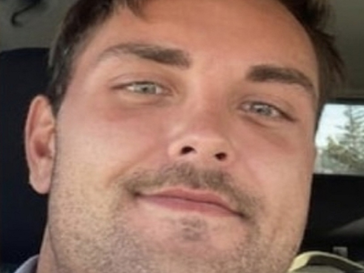 Canada: Teacher Honored for Saving Student from Fire