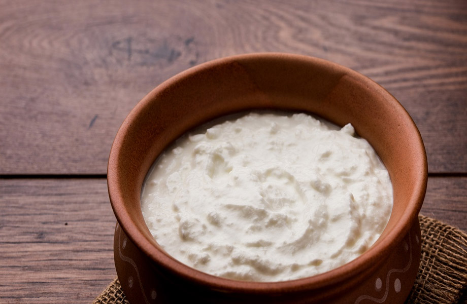 Health Tips: Eating too much curd can lead to these health problems