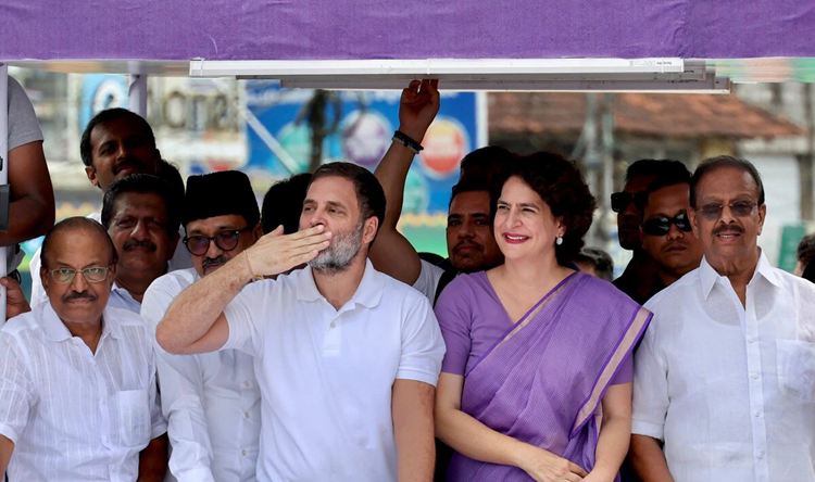 Priyanka Gandhi said in Wayanad, ‘When others turned their backs, you supported Rahul’; ECI accepted her nomination papers