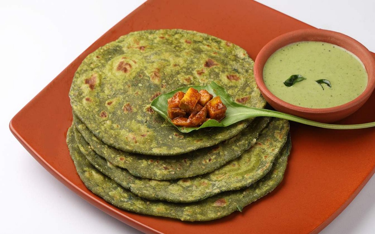 Recipe Tips: You too will enjoy spicy spinach parathas for breakfast in the morning, know the recipe.