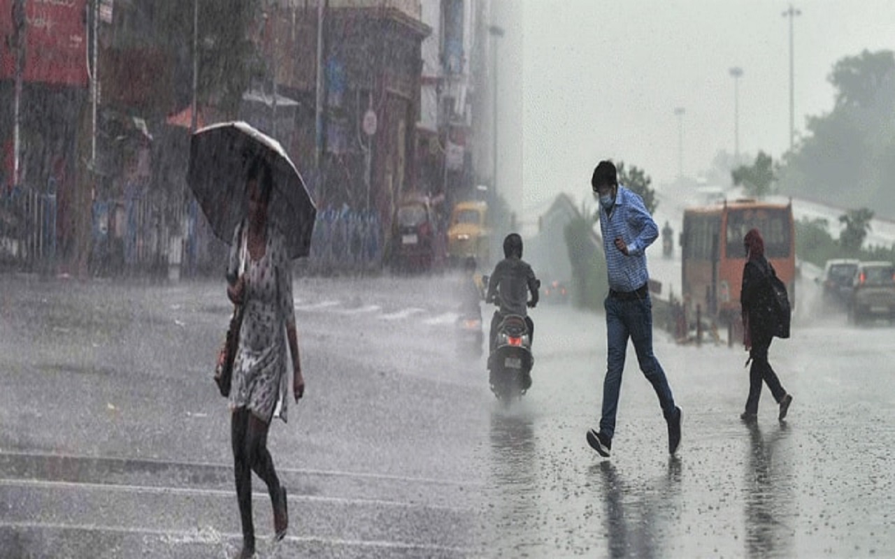 Weather update: Heavy rain alert for next five days in 19 states of the country, weather will remain cool