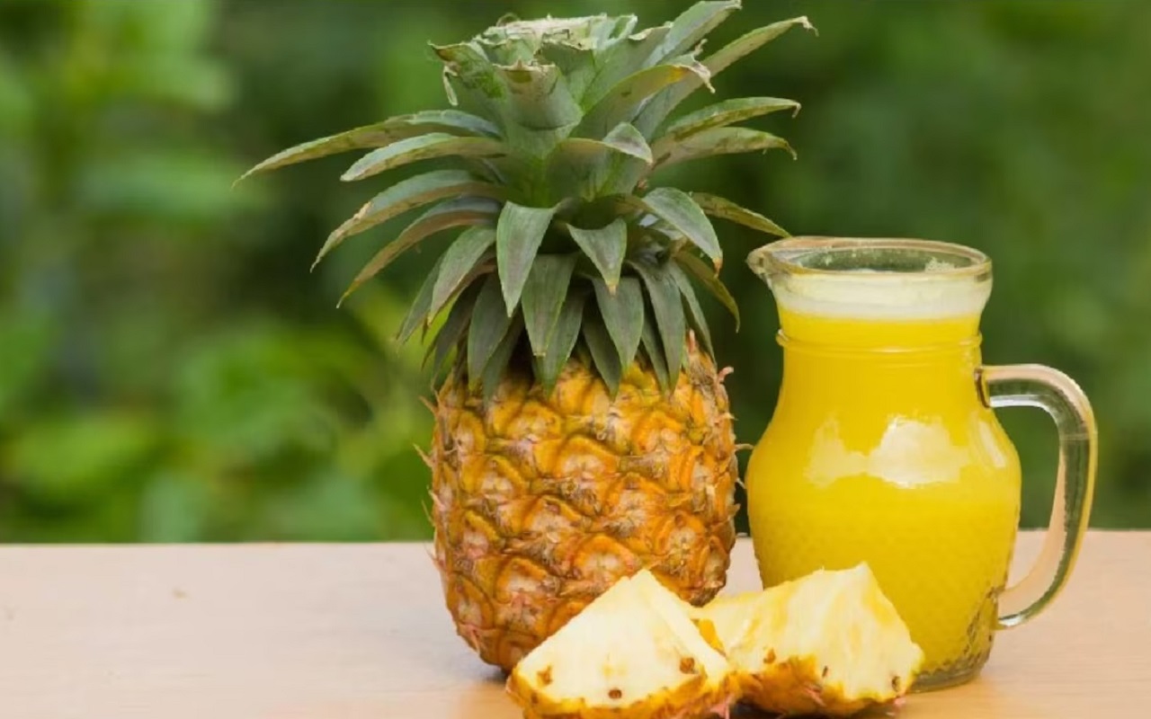 Summer Recipe Tips: You Can Make Yourself Pineapple Juice At Home