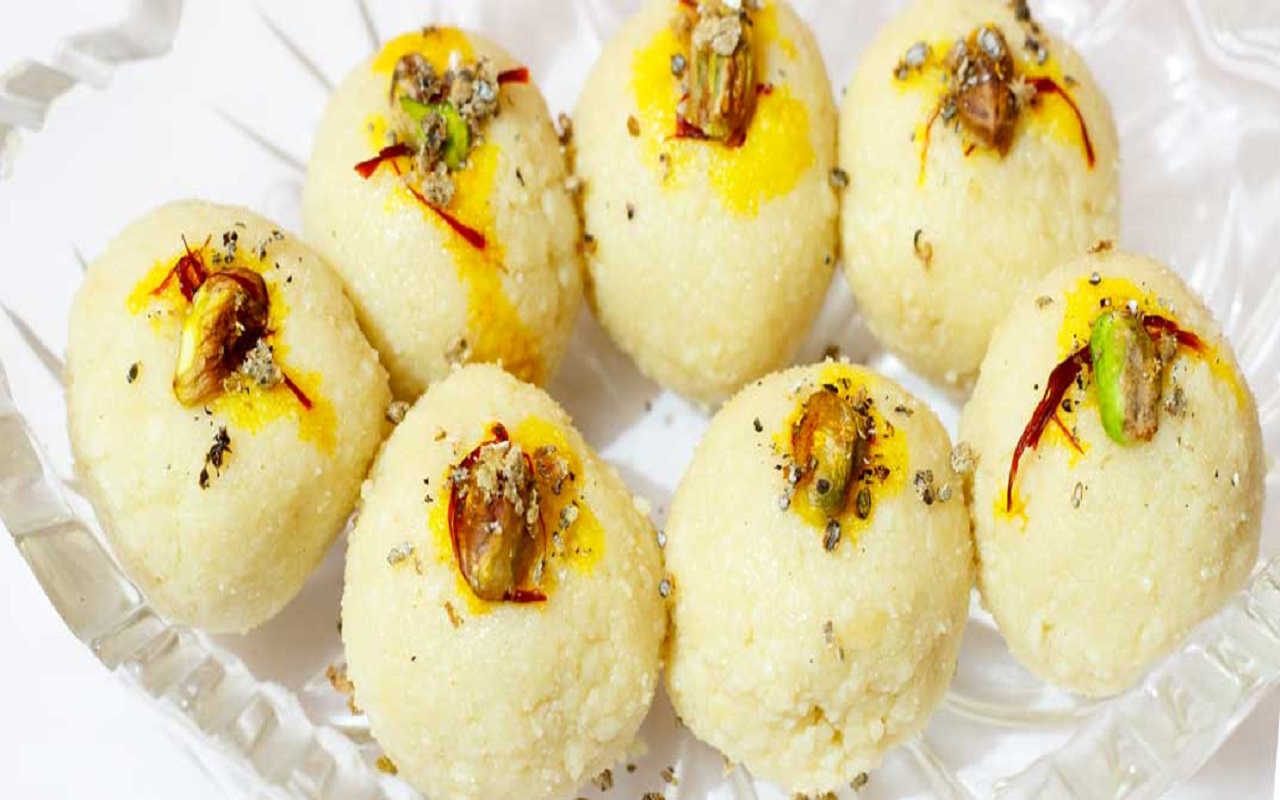 Recipe Tips: You can also make Paneer Malai Ladoo for guests