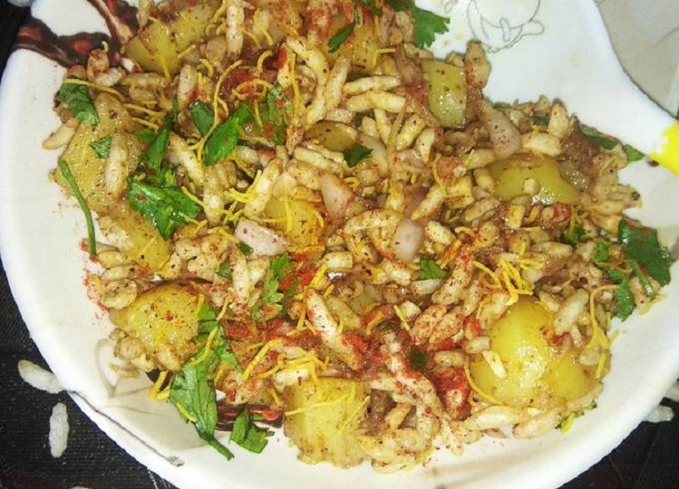 Recipe Tips: You can also prepare and eat Aloo Muri, you will definitely like it.