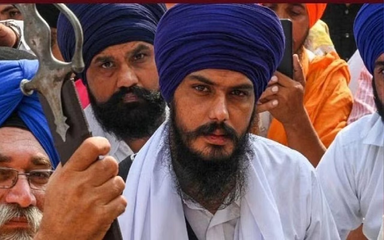 Amritpal Singh: Amritpal Singh issued a video warning to the police, asked the Sikhs to unite
