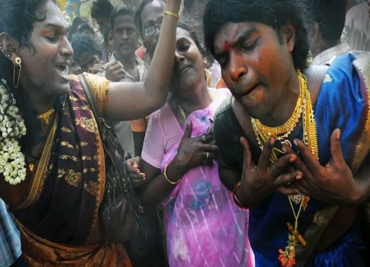 Offbeat: Why are the last rites of eunuchs performed at midnight? Know the reason