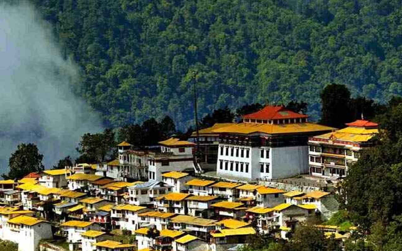 Travel Tips: Spend Diwali holidays at Tawang Monastery, the tour will become memorable