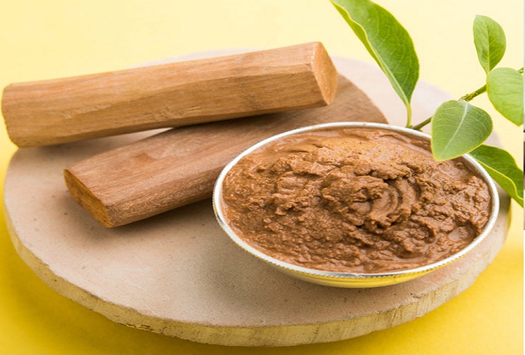 Beauty Tips: Sandalwood is very useful for your skin, use it like this
