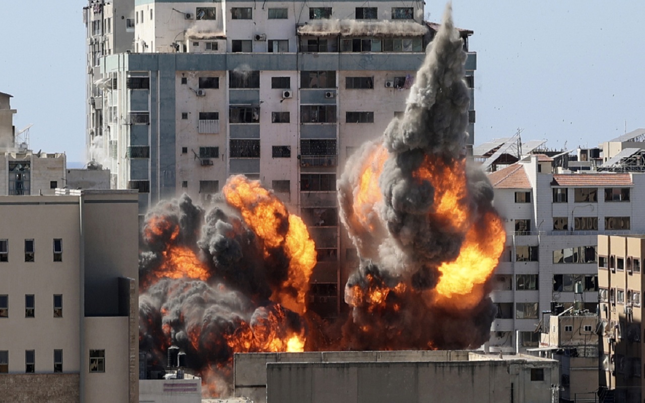 Israeli strike kills five Palestinian fighters in east Lebanon