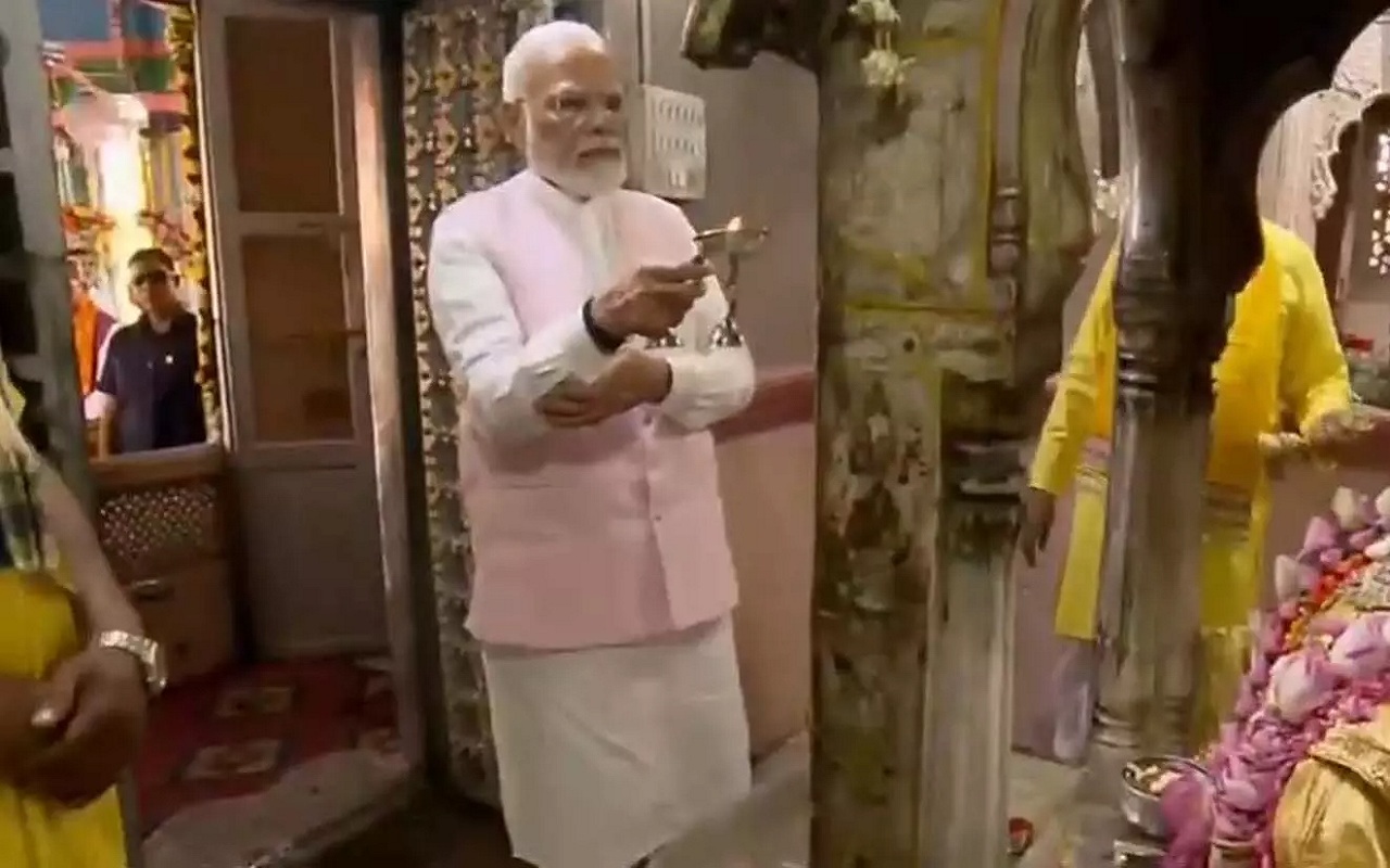 Prime Minister Narendra Modi offered prayers at the Brahma Temple in Pushkar