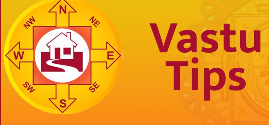Vastu Tips: Do not keep money in these three places of the house even by mistake, otherwise you will become poor