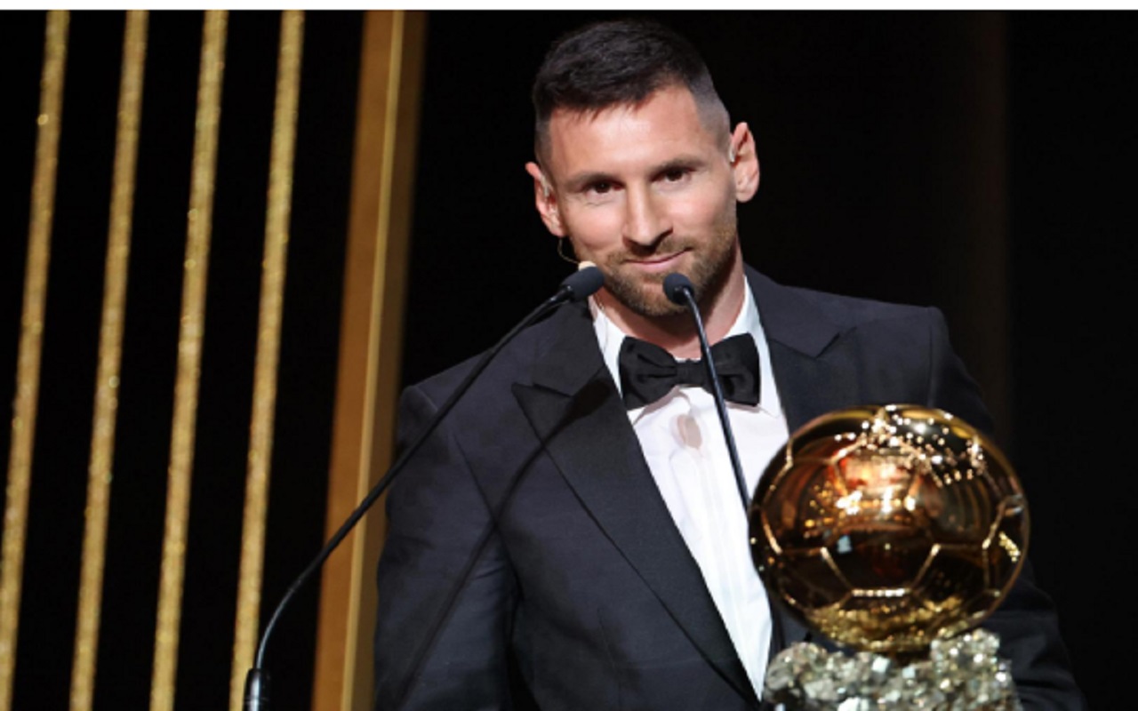 Argentina's great footballer Lionel Messi received this award for a record eighth time, defeating these greats