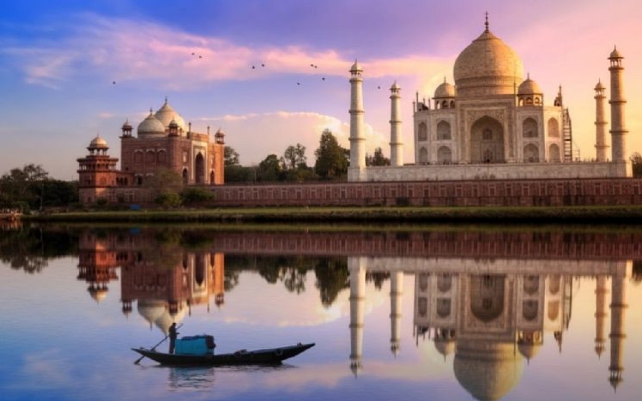 Travel Tips: Agra is a great place for honeymoon in winter season, make plans today itself